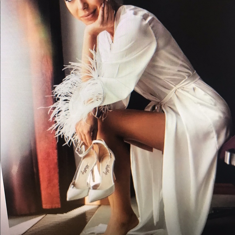 Long Bridal white robe with feathers